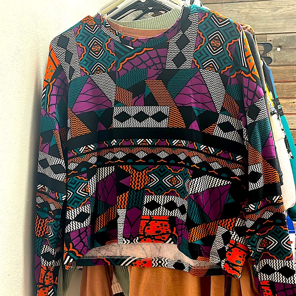 Small Noisy May Tribal Sweater